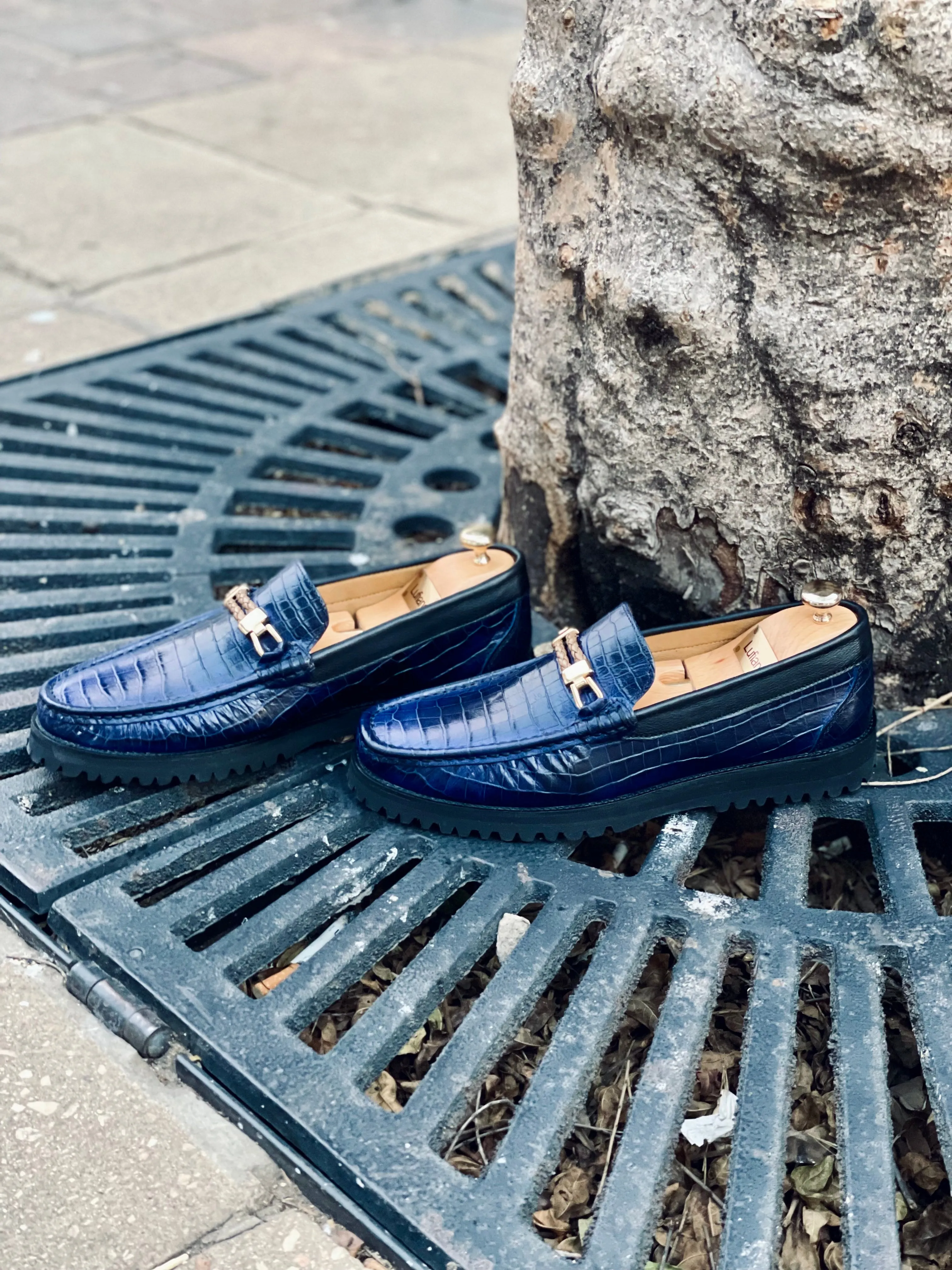 097B - Lufiano Slip on: Blue