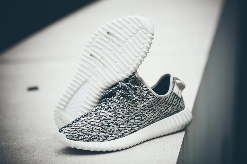 Adidas Originals YEEZY BOOST 350