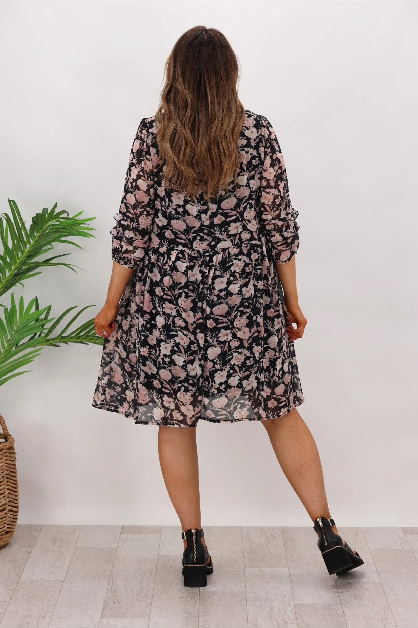 AE Luxe Brandy Floral Dress Black