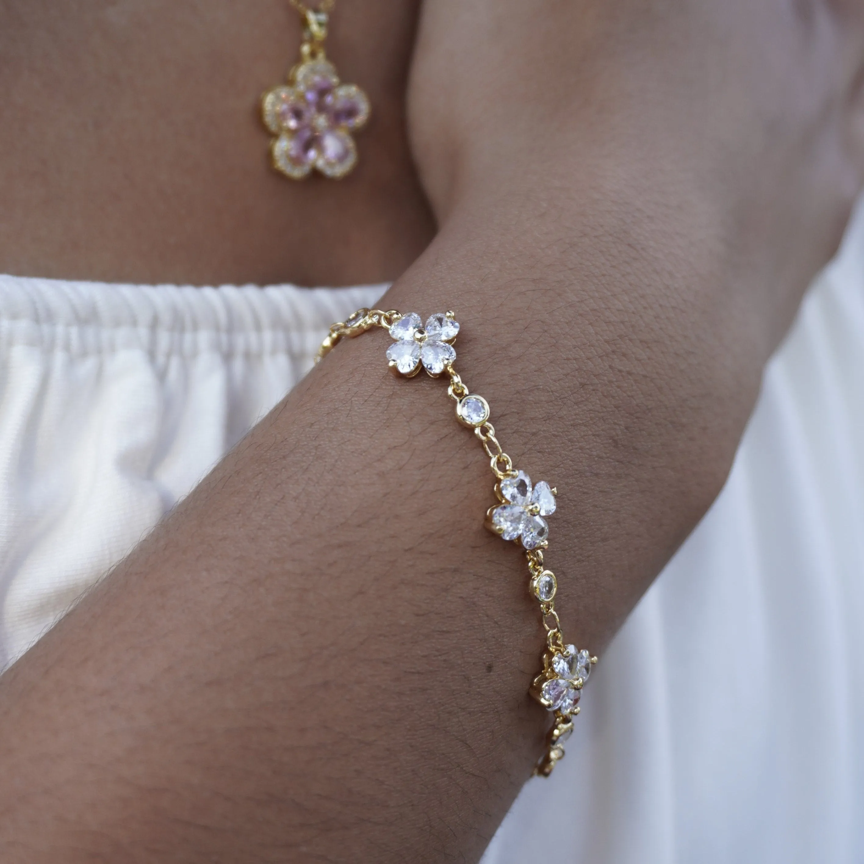 Flower Gem Bracelet