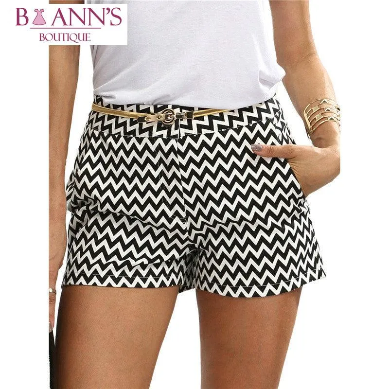 IT’S A BLACK & WHITE THING SHORTS