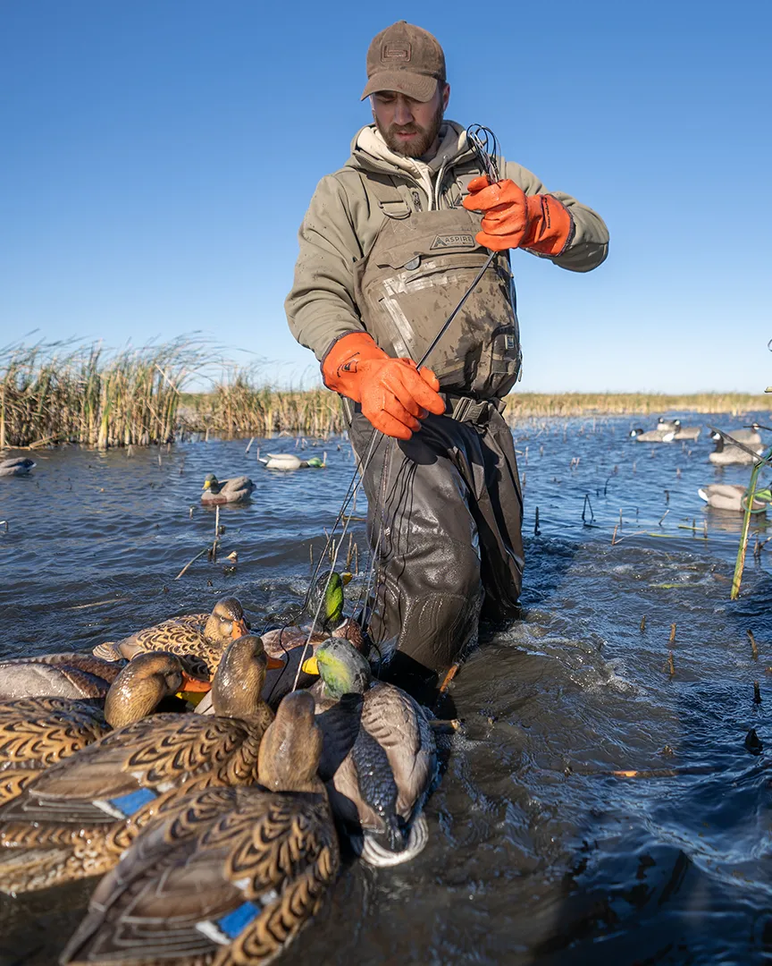 Watertight Dexterity - THE DECOY GLOVE